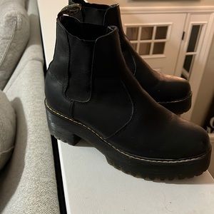 COPY - ROMETTY WYOMING LEATHER PLATFORM CHELSEA BOOTS